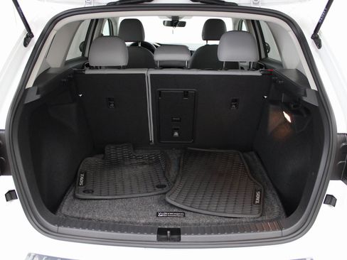 Used 2022 Volkswagen Taos SE AWD/4WD image 25