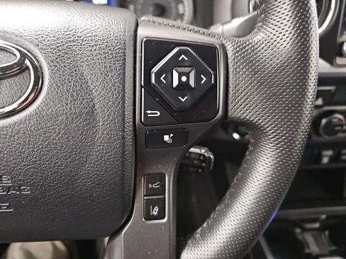 Used 2023 Toyota Tacoma TRD Off-Road image 21