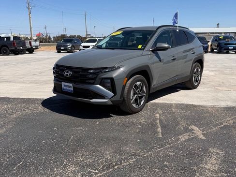 Used 2025 Hyundai Tucson SEL AWD/4WD image 1