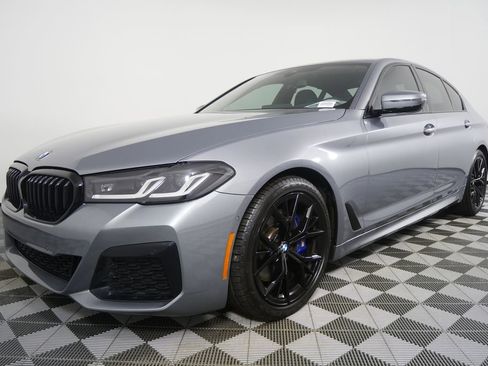 Used 2023 BMW 530i w/ Executive Package image 7