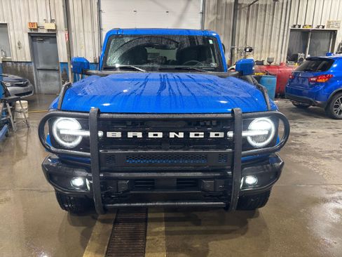Used 2024 Ford Bronco Outer Banks image 2