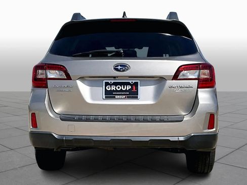 Used 2016 Subaru Outback 2.5i Limited image 4
