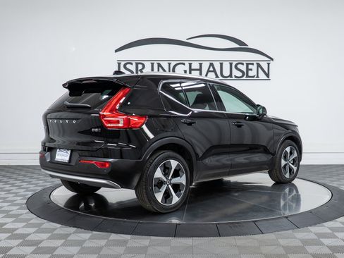 Used 2023 Volvo XC40 B5 Plus w/ Protection Package Premier image 5