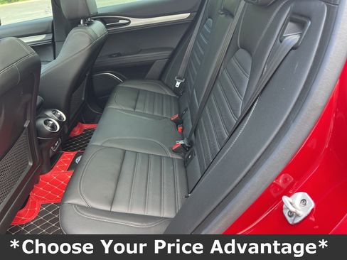 Used 2022 Alfa Romeo Stelvio Veloce image 45