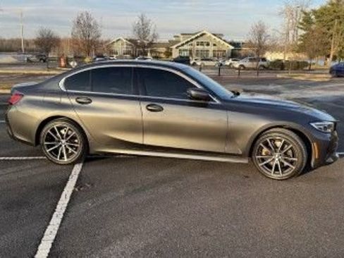 Used 2021 BMW 330i xDrive Sedan w/ Convenience Package AWD/4WD image 2