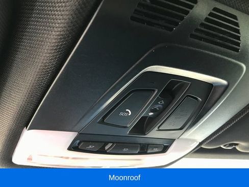 Used 2016 BMW 328i xDrive Sedan AWD/4WD image 9