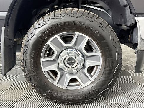 Used 2023 Ford F250 Lariat w/ Lariat Ultimate Package image 30