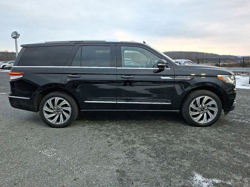 Certified 2023 Lincoln Navigator Reserve image 7