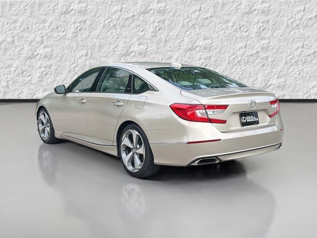 Used 2018 Honda Accord Touring image 5