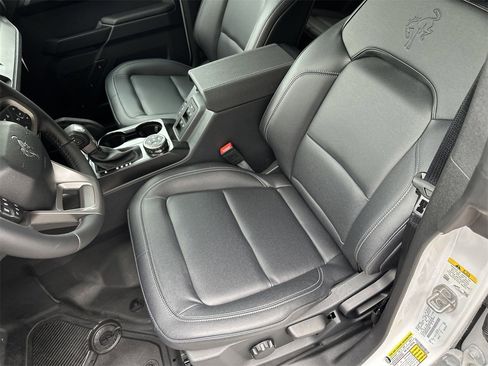 New 2025 Ford Bronco Badlands image 19