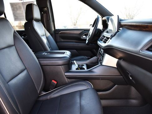 Used 2022 Chevrolet Tahoe Premier image 32