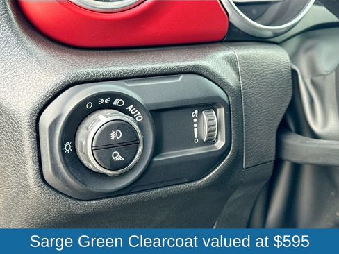 Used 2023 Jeep Gladiator Rubicon w/ LED Lighting Group AWD/4WD image 12