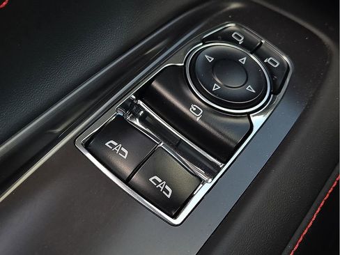 Used 2024 Chevrolet Corvette Stingray Premium Cpe w/ Z51 Performance Package image 15