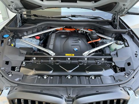 New 2026 BMW X5 xDrive50e AWD/4WD image 16
