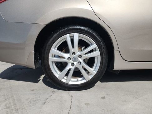 Used 2013 Nissan Altima 3.5 SL w/ Technology Pkg image 12