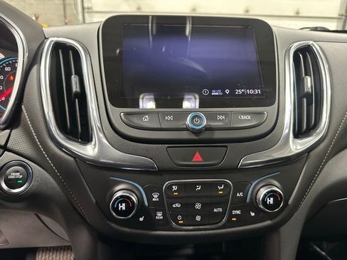 Used 2020 Chevrolet Equinox Premier image 22