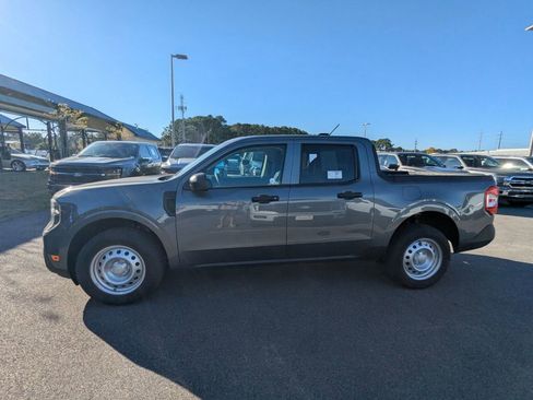 New 2025 Ford Maverick XL image 7