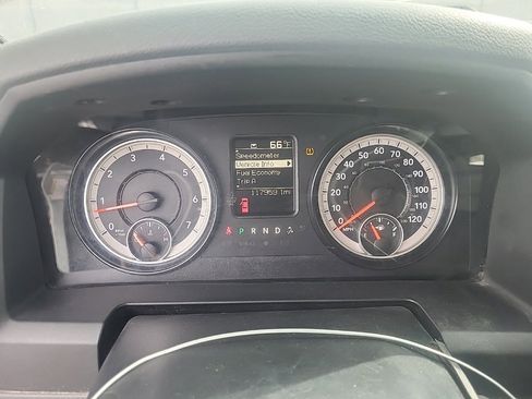 Used 2016 RAM 2500 Tradesman w/ Chrome Appearance Group image 11