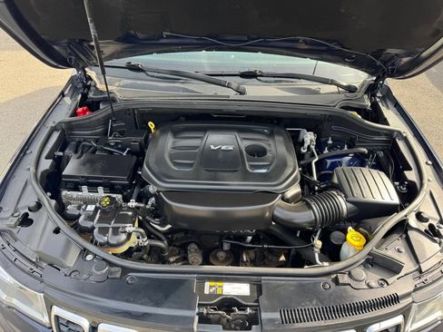 Used 2017 Jeep Grand Cherokee Limited AWD/4WD image 27
