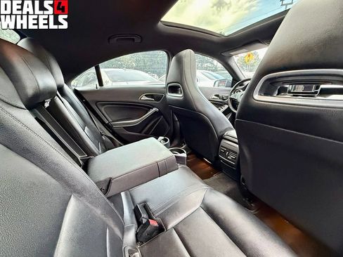 Used 2016 Mercedes-Benz CLA 250 4MATIC image 29