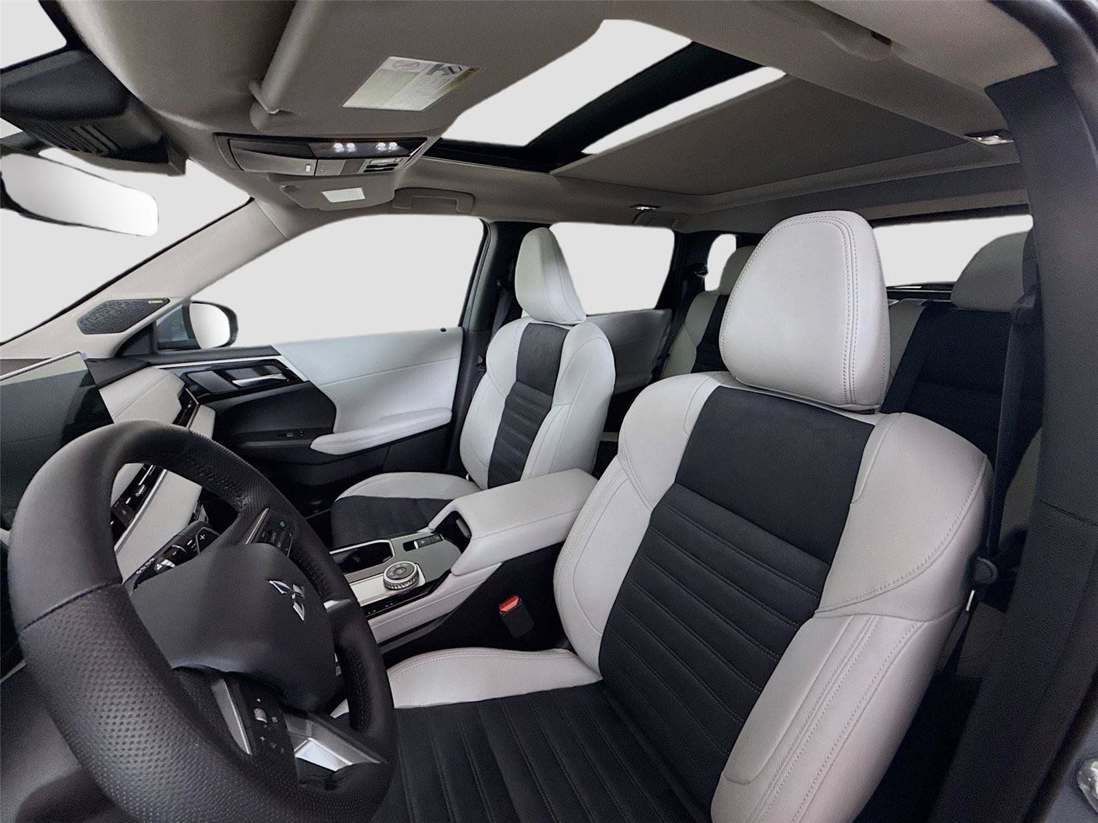New 2026 Mitsubishi Outlander SE FWD image 18