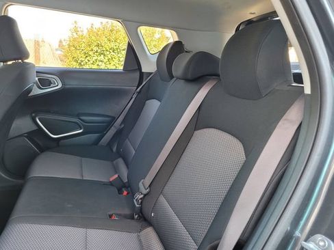 Used 2024 Kia Soul LX FWD image 15