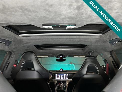 Used 2023 Porsche Panamera GTS image 5