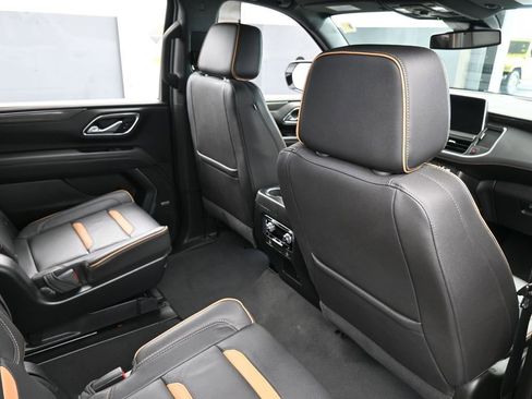 Used 2023 GMC Yukon XL AT4 AWD/4WD image 50