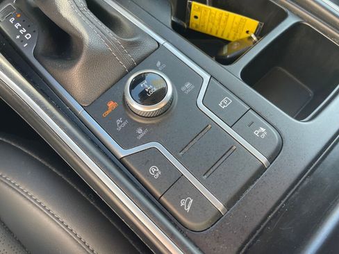 Used 2022 Kia Sorento S AWD/4WD image 16