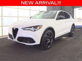 Used 2024 Alfa Romeo Stelvio Veloce AWD/4WD video 1