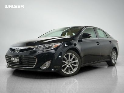 Used 2013 Toyota Avalon Limited w/ Technology Pkg