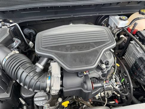 Used 2021 Chevrolet Blazer LT AWD/4WD image 30