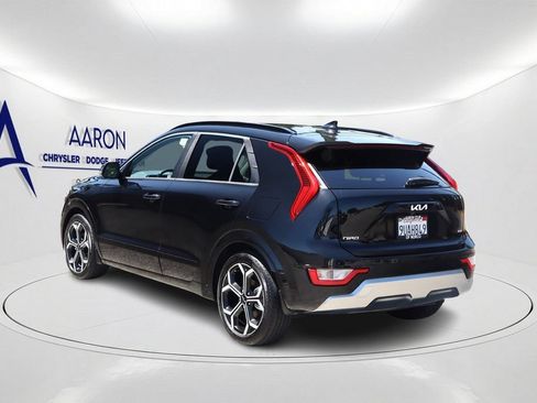 Used 2025 Kia Niro EX Touring FWD image 7