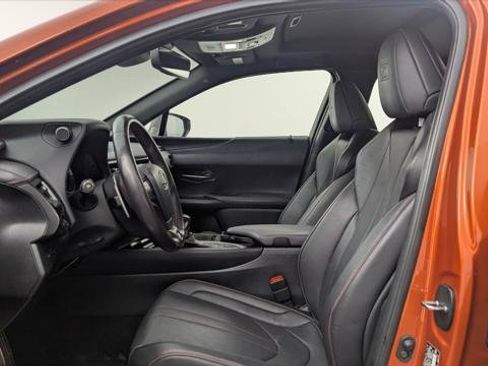 Used 2019 Lexus UX 200 F Sport w/ F Sport Premium Package FWD image 12