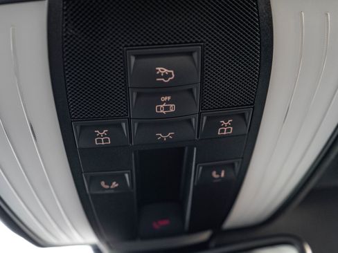 Used 2020 Mercedes-Benz AMG GT R image 36