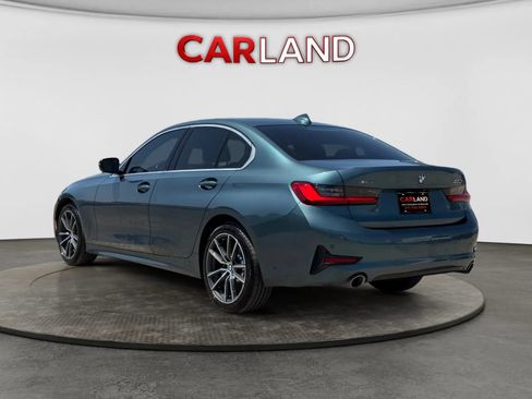 Used 2019 BMW 330i xDrive Sedan w/ Convenience Package AWD/4WD image 4