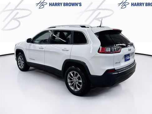 Used 2019 Jeep Cherokee Latitude Plus AWD/4WD image 2