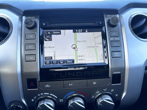 Used 2017 Toyota Tundra SR5 image 14