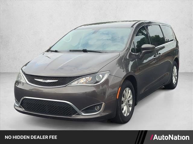 Used 2018 Chrysler Pacifica Touring Plus FWD image 1