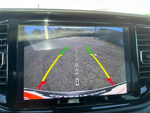 Used 2024 Dodge Durango GT image 17