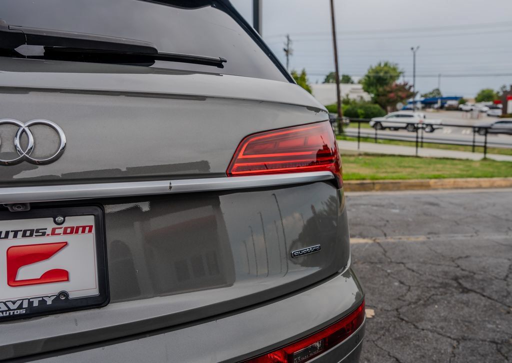 Used 2023 Audi Q5 e Premium Plus w/ Premium Plus Package AWD/4WD image 28