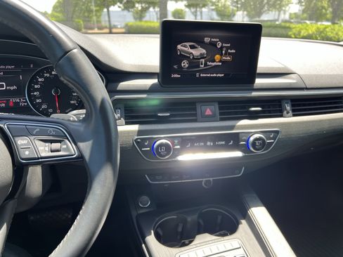 Used 2019 Audi A4 2.0T Premium FWD image 31