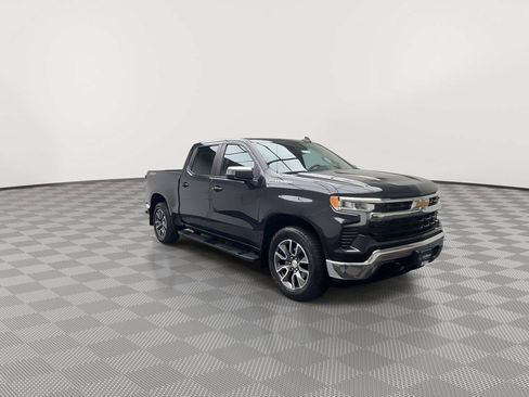 Certified 2022 Chevrolet Silverado 1500 LT AWD/4WD image 36