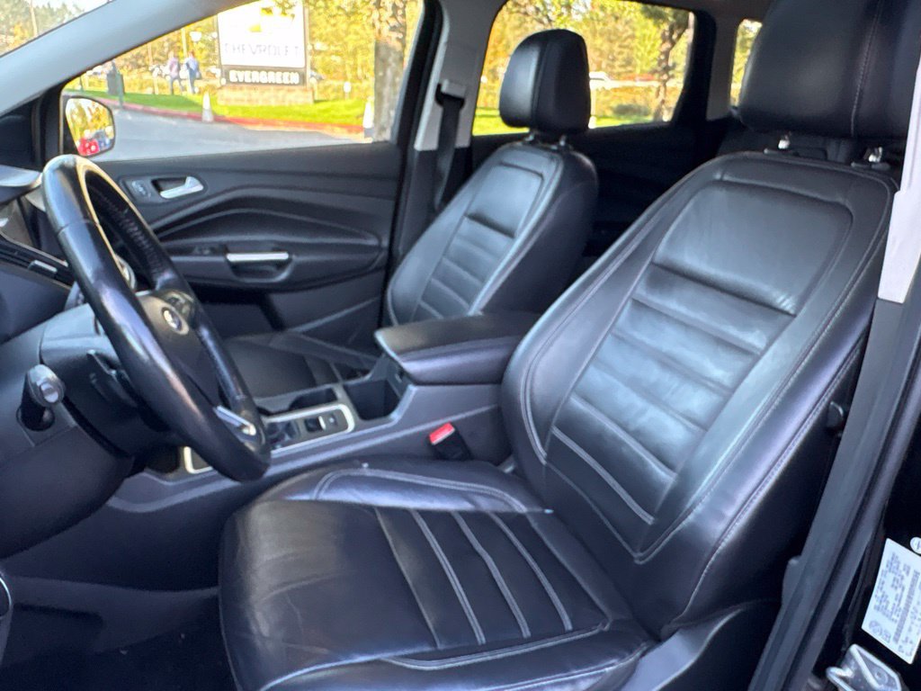 Used 2017 Ford Escape Titanium w/ Canadian Touring Package AWD/4WD image 21