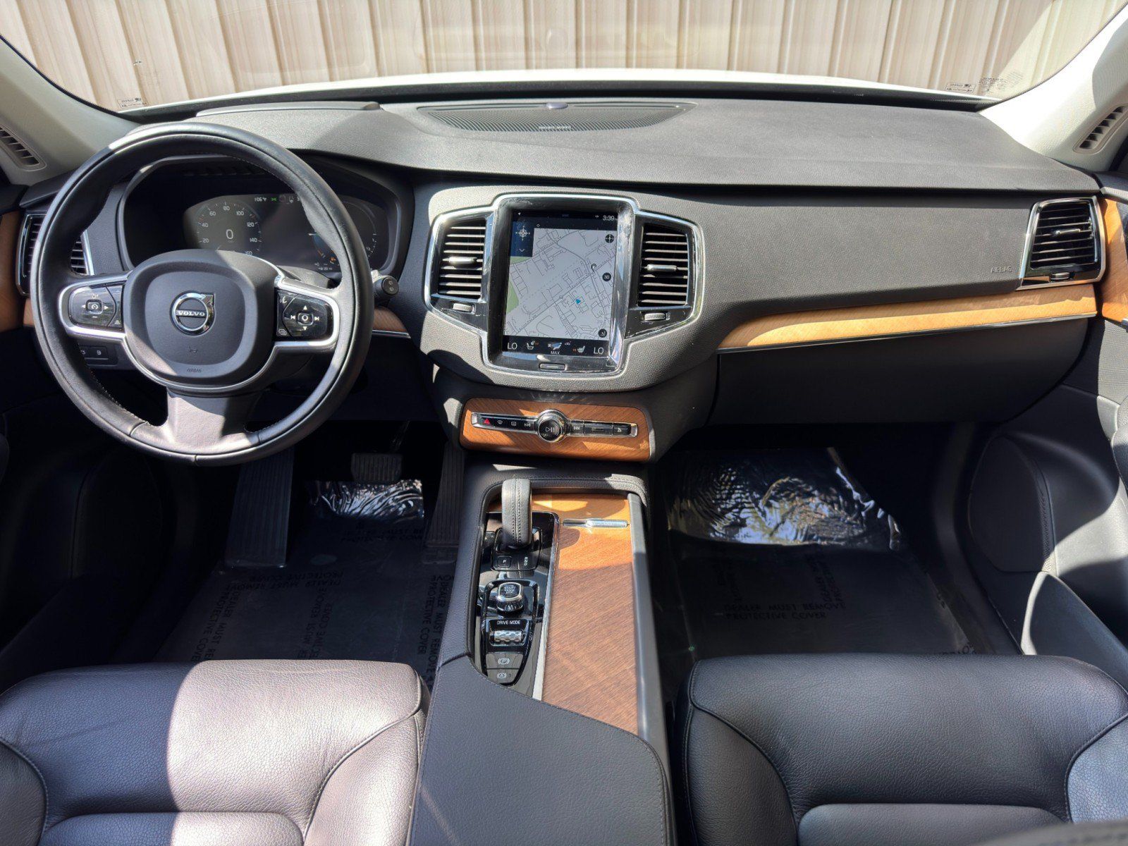 Used 2021 Volvo XC90 T8 Inscription Expression w/ Advanced Package AWD/4WD image 10