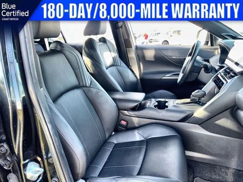 Used 2021 Toyota Venza Limited image 34