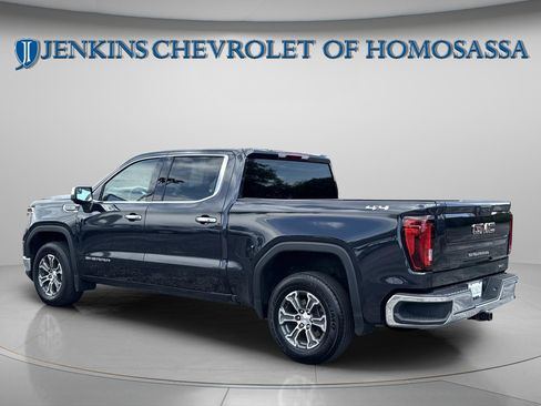 Used 2025 GMC Sierra 1500 SLT AWD/4WD image 6