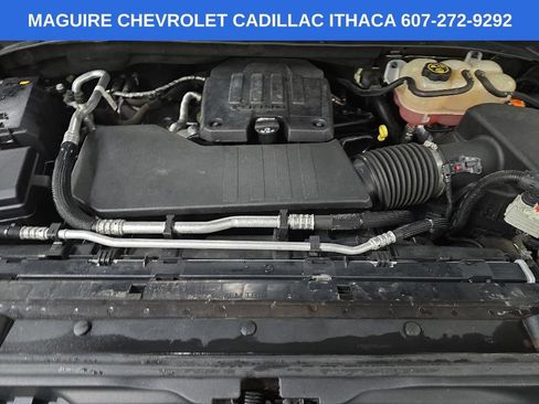 Used 2021 Chevrolet Silverado 1500 LT AWD/4WD image 12