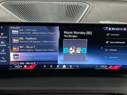 Used 2025 BMW 330i xDrive Sedan w/ Convenience Package image 17