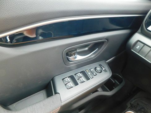 New 2025 Honda Pilot Sport image 23